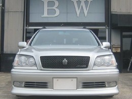 お車は年式なり以上に綺麗で程度が良いと思います。少々古いですが、普段使いに使える旧式車です。