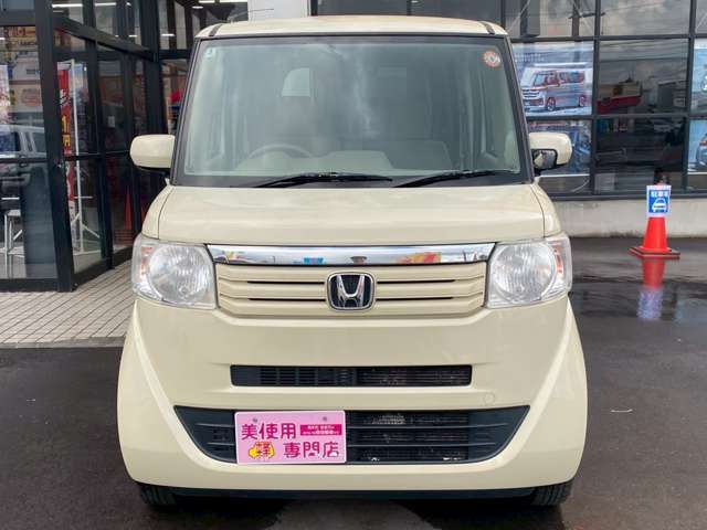 当店では届出済未使用車を中心に取り扱っております。品質にこだわり仕入しているため、状態のいい車両ばかりです！