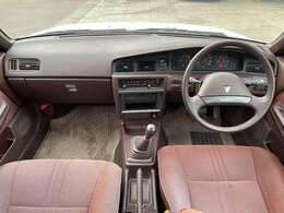 走行12000Km。ワンオーナー。内外装共に良好で目を見張るコンディションの個体です。禁煙車なので嫌なニオイもありません。