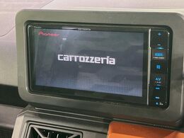 【ナビゲーション】目的地までしっかり案内してくれる使いやすいナビ。Bluetooth接続すればお持ちのスマホやMP3プレイヤーの音楽を再生可能！毎日の運転がさらに楽しくなります！！