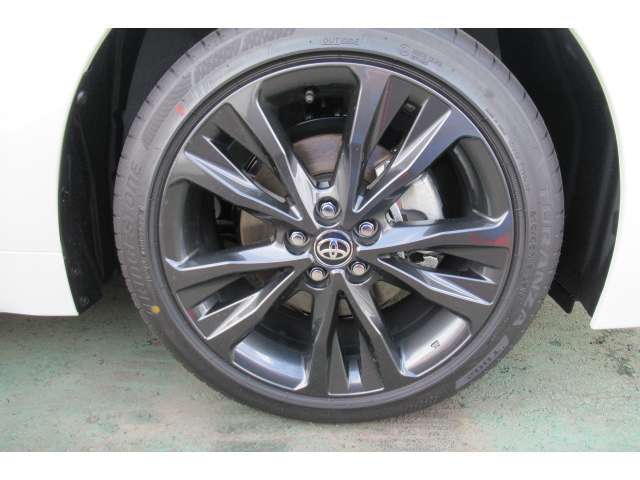 中古車販売に関する正しい知識を持ち、お客様の信頼を得られるよう努力しております。