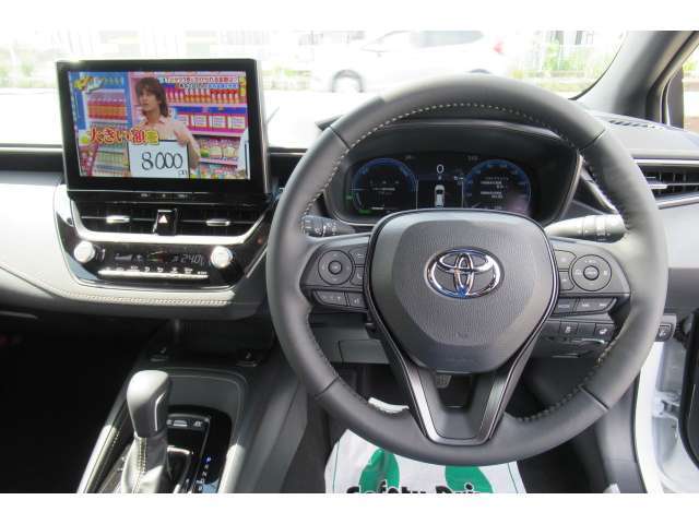 当店のラインナップは、軽自動車～コンパクト、そして1BOXやミニバン、セダンまで幅広いものです。