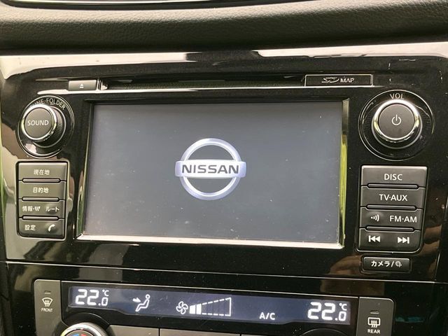 【純正ナビ】人気の純正ナビを装備。オーディオ機能も充実しており、Bluetooth接続すればお持ちのスマホやMP3プレイヤーの音楽を再生可能！毎日の運転がさらに楽しくなります！！