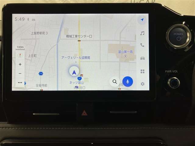 ディスプレイオーディオ装着です。AppleCarPlayやAndroidAutoにてご自分のスマホでマップ系・音楽系のアプリを車内にて楽しめます。USBに入れたお気に入りの曲も流すこと可能です！