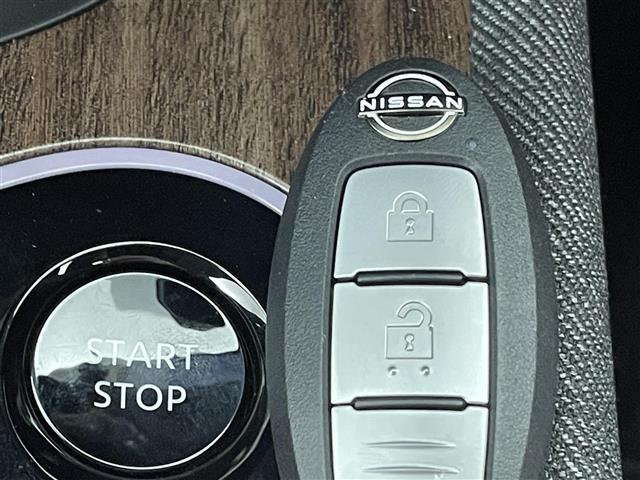 【付属品】このクルマ限定で使える装備品が付いています！使い方などはぜひ実際に店舗にお越しいただき、専門スタッフにお尋ねください！