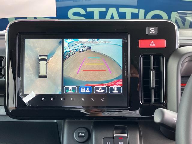 車両周囲の安全確認がナビの画面で可能な全方位カメラを装着！車両の前方、後方、左サイド前などを切り替えて表示する事も可能！