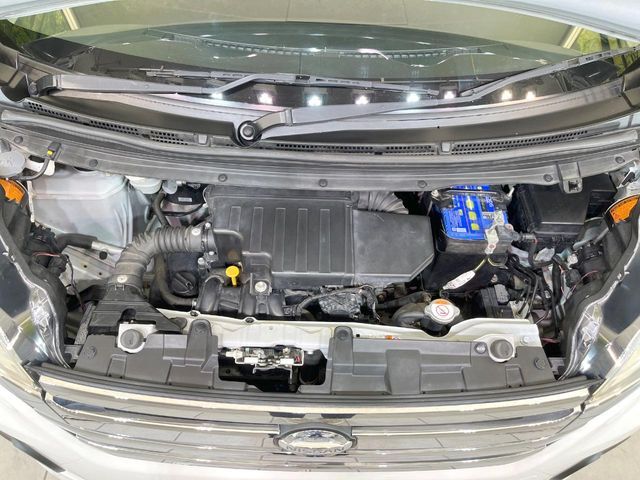 親切・丁寧な専門メカニックスタッフが応対！・車検・点検整備・事故等の修理などアフターサービスも安心。お車のカスタマイズもネクステージのサービススタッフまでご相談ください！