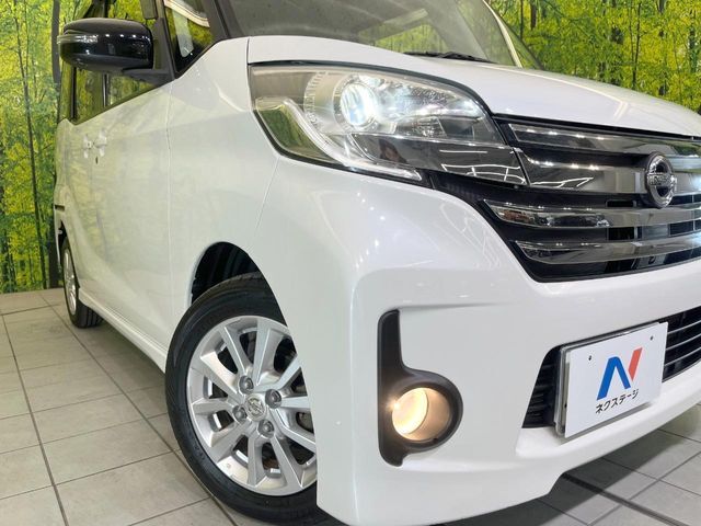 【LEDヘッドライト】悪天候や夜間走行時も良好な視界を確保し安心して運転できる高輝度LEDヘッドライトを装備！点灯速度が早く、消費電力も抑えられています。