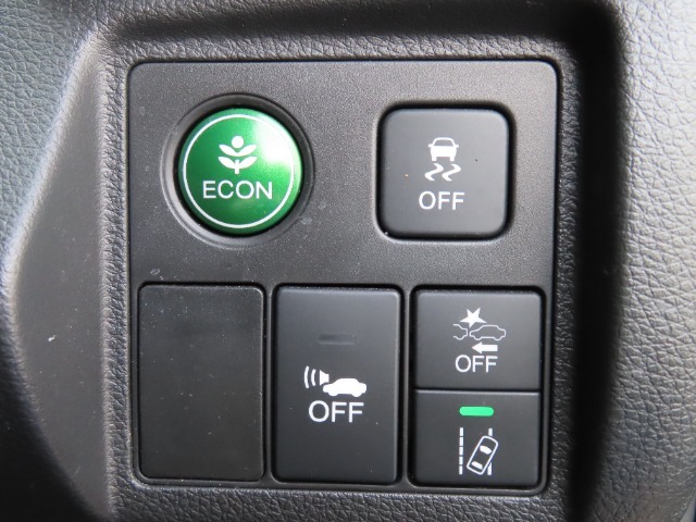 ホンダの安全運転支援装置『ホンダセンシング』付いてます！！ミリ波レーダーと単眼カメラで検知した情報を元に、安心・快適な運転や、事故の回避を支援する先進の安全運転支援システムです。