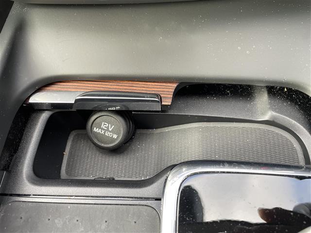 中古車は一期一会！気になるお車がございましたら、まずは【お気に入り登録】をお願い致します。御見積もり、車両状態についてなど、お気軽にお問い合わせください♪