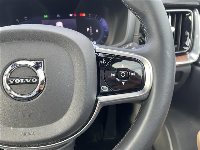 車両販売はもちろん、整備・保証・クリーニングなどのサービスを自由にお選び頂けます。 サービスは必要な分だけお選び下さい。選べるサービスの詳細はスタッフへお尋ねください♪