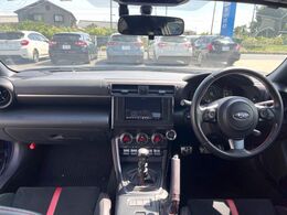 グループ総在庫数約30，000台！！全国の系列店からメーカー・車種問わずご紹介出来るので、あなたにピッタリのお車が見つかるはずです♪まずはお問い合わせ下さい☆