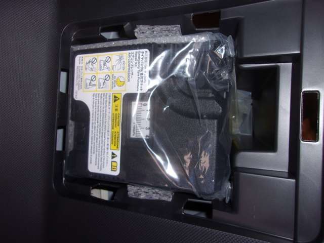 パンク修理キット付きです。もしもの時でも安心ですね♪備えあれば憂いなしですよ！