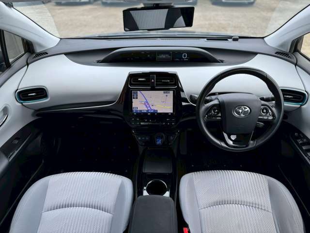 モデリスタ（F・S・LEDデイライト）TRD（R・RS・Fガーニッシュ・マフラー）デジタルインナーミラー　TSS　BSM　Pシート　純正9インチフルセグナビ　ETC2.0　社外17インチAW　Cソナー