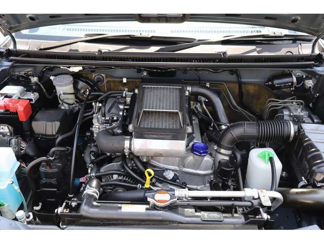 ◆当店では全車安心の定期点検整備を実施しております。（エンジン系・足廻り系など、その他約60項目の点検整備をご納車前に認証工場又はディーラーにて徹底整備致します）