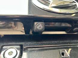 バックカメラも付いています！これで駐車も楽々です！