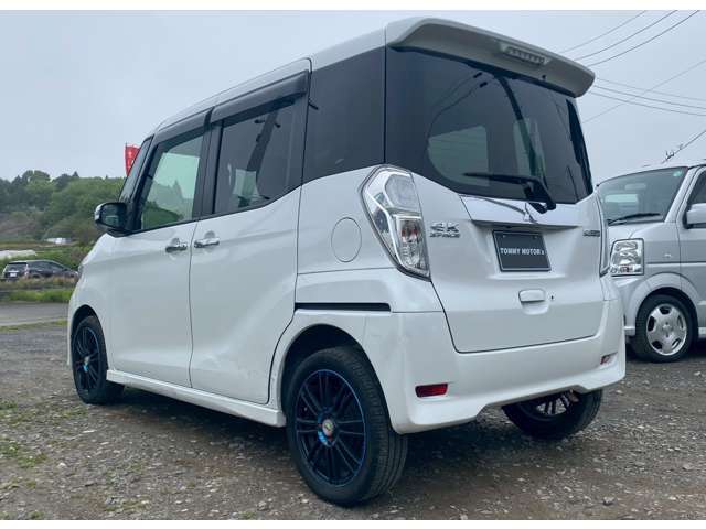 常時在庫50台以上！！色々な車を見て選びたい方必見です♪是非ご来店お待ちしております！！