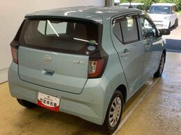 当店では車両本体価格以外に、諸費用を含めた支払総額も表示しておりますので、お客様の予算にピッタリのおクルマお選びができます。コーティングやJAFをセットにしたオトクな購入パックも好評です。