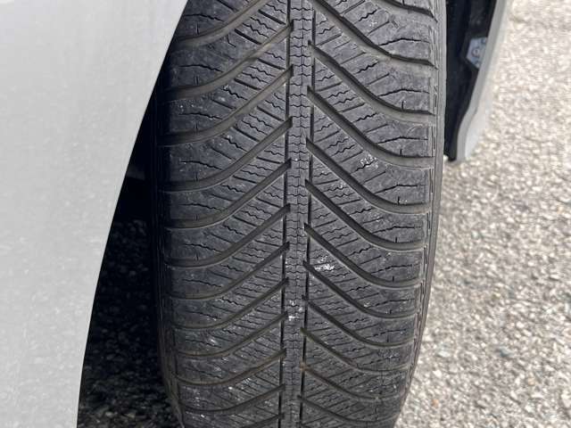 国内・海外メーカー新品タイヤへの交換も弊社マッハ車検工場にお任せください♪
