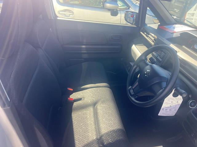 長時間運転でも快適なシート