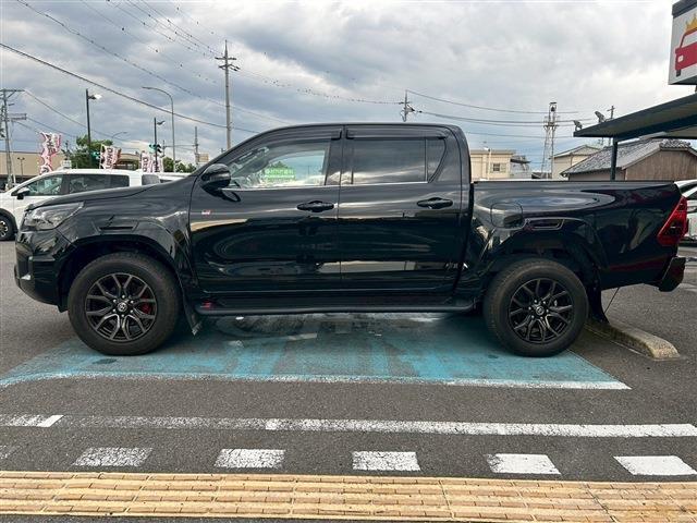 当店の車両は大量仕入れ、大量販売を行っておりますので、お客様にお安くご提供させていただいております。