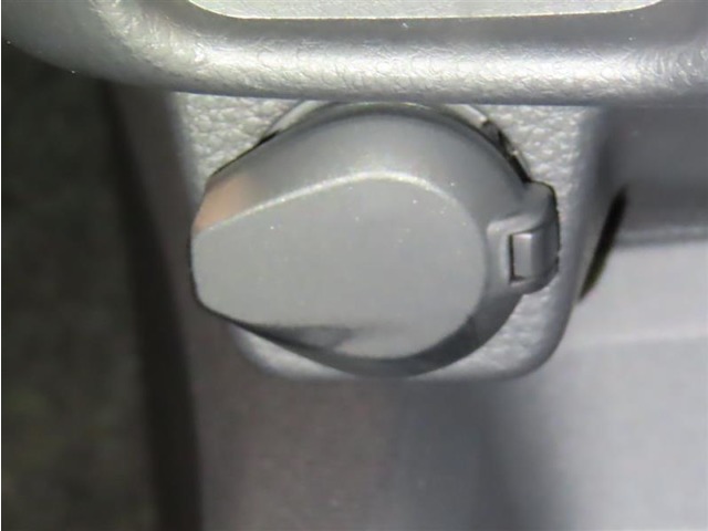 パワーアウトレットを装備しております。
