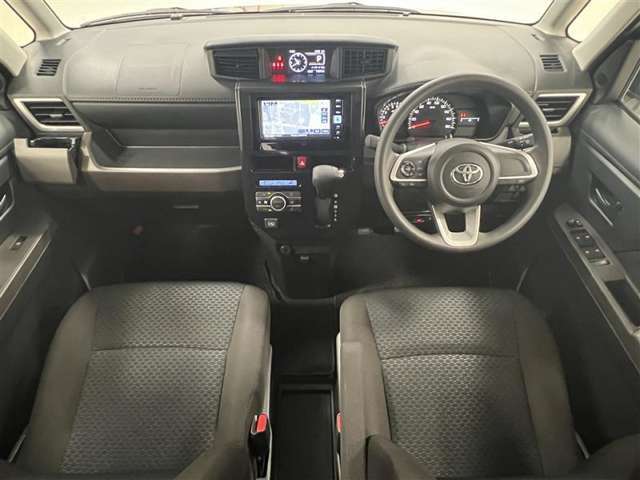シート位置が高めで車両感覚がつかみやすく運転しやすい！初心者にもオススメ！両側自動スライドドアだから、乗り降りはもちろん荷物の載せおろしが楽々！