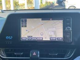 【純正ナビ】専用設計で車内の雰囲気にマッチ！ナビ利用時のマップ表示は見やすく、いつものドライブがグッと楽しくなります！