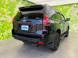 全国に店舗を展開しているのでどこでもお取り寄せが可能です！この車が気になるけど遠方だから・・・と諦める必要はありません！※別途陸送費が必要です。