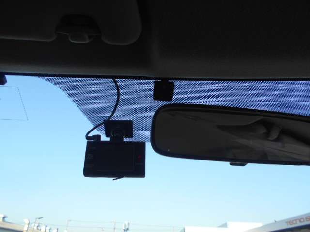 ネットでは伝えきれない車輌の良さが多々ございますので、ぜひ一度お客様の厳しい目でお確かめください。ご来店はお気軽に！お待ちしております。