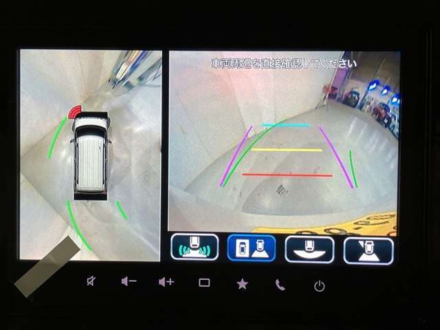 パノラミックビューモニター付きです。車両を上から見たような映像をディスプレイオーディオ画面に表示。運転席からの目視だけでは見にくい、車両周辺の状況をリアルタイムでしっかり確認できます。