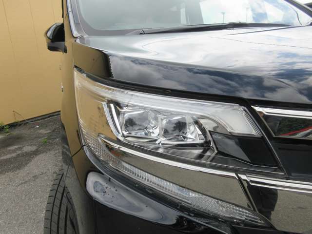 お車の知識がなくても大丈夫です！お車に詳しい専門スタッフが丁寧親切にご説明させていただきますのでお気軽にご質問下さい！