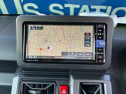 はじめての場所などへのドライブも安心！ナビ付き！