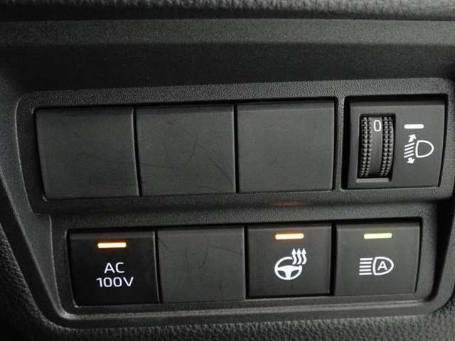 ステアリングヒーターを装備してます。