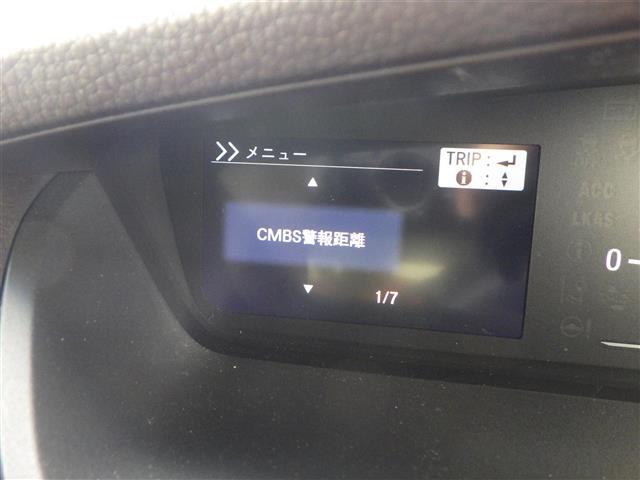 【スピードメーター】メーターがシンプルで見やすく運転しやすいですね！
