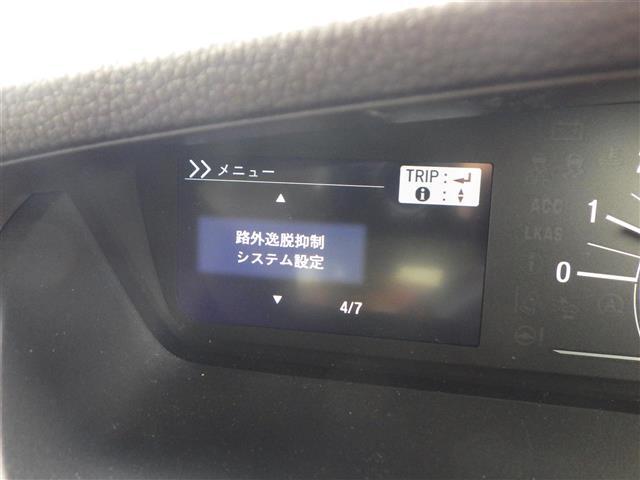 【スピードメーター】メーターがシンプルで見やすく運転しやすいですね！