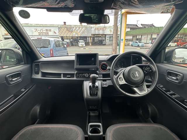 ★登録済未使用車につきましては、傷、凹み等一切ございませんので、新車と同様ですのでご安心ください！もしダメージがある場合は契約前に責任をもってしっかりとお伝えします！※試乗車や中古車は確認を要します！