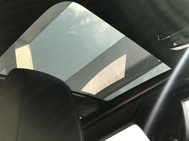 車検・点検・用品取り付け、万が一の事故対応まで、お任せください。