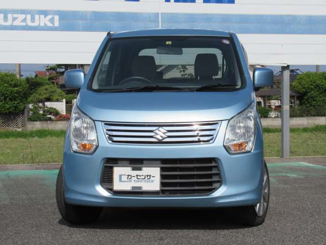 禁煙車、ETC（音声ガイド）、純正CDオーディオ付です♪