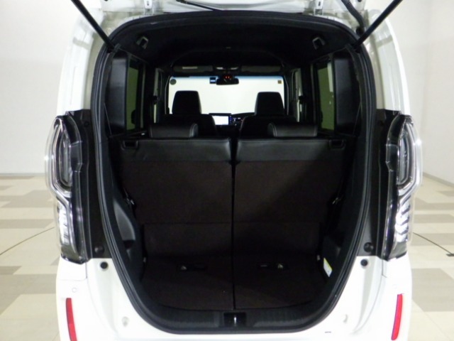 軽でも荷室容量はお任せください。