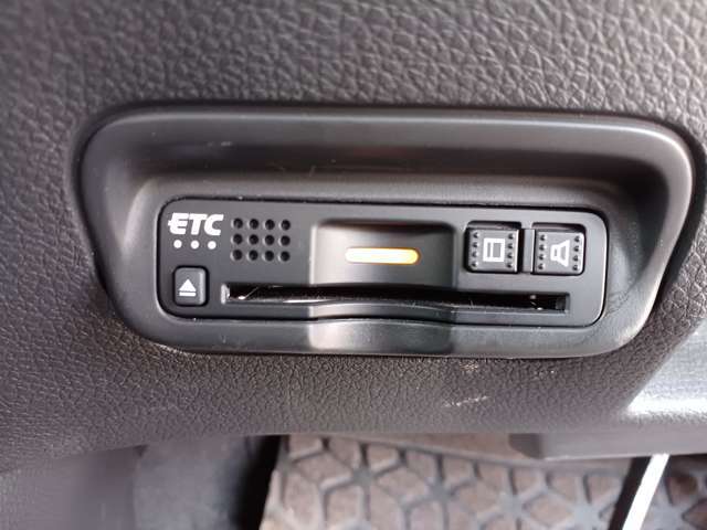 おクルマに関してどんな細かい事でも気になる事があればお気軽にお電話ください！！(株）オートショップトガシ TEL：011-398-3580