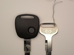 ◆専門スタッフが想いを込めて内外装を徹底的にクリーニングして、お車を気持ち良く乗って頂けるよう努めています◆