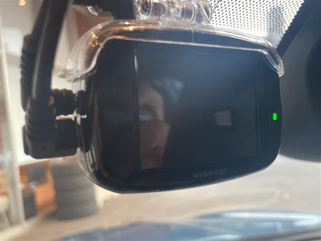 【バックミラー】『バックミラー周辺』の画像になります。写真の内容に関してご不明点、ご質問等がございましたらお気軽にガリバー店舗までお問い合わせください。