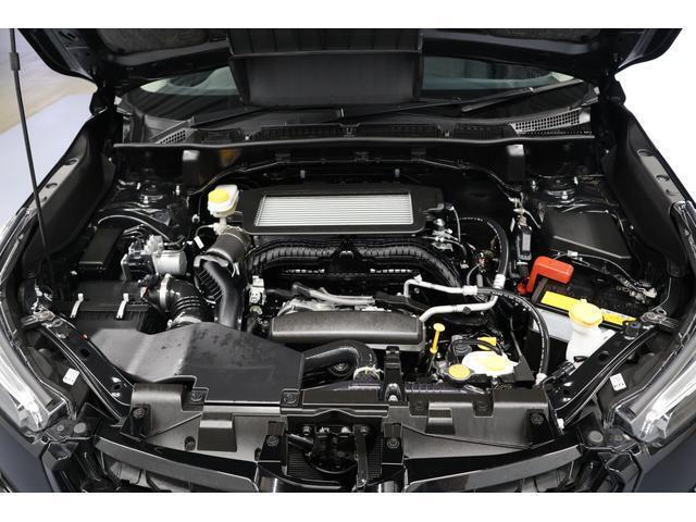 エンジンルーム内もきれいにクリーニングされています