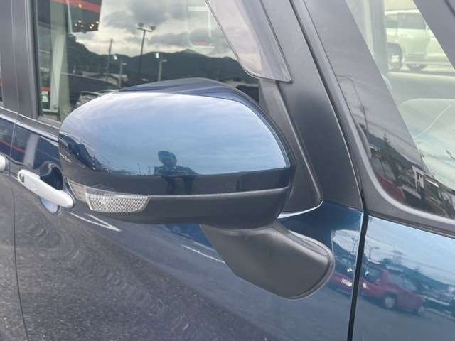ドアミラーも傷や割れ等無く状態良好です！
