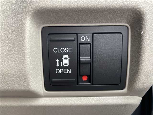★★★埼玉最大級の未使用車在庫数を誇るレディバグ！大量仕入れにより、お客様におトクな「低価格」でのご紹介が可能となっています。★★★