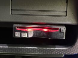 【ETC】高速道路の料金所をストレスなく通過！話題のスポットやサービスエリアに多い「スマートIC」利用時は必須のアイテムです。当店でセットアップを実施、ご納車当日からすぐにご利用いただけます！