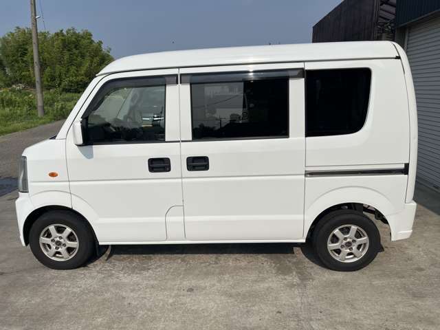 整備費用や登録費用など車の購入に必要な経費は支払総額に全て含まれていますのでご安心下さい！