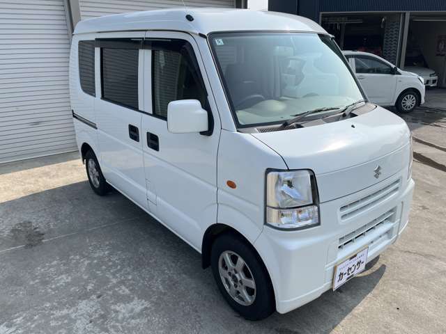 整備費用や登録費用など車の購入に必要な経費は支払総額に全て含まれていますのでご安心下さい！