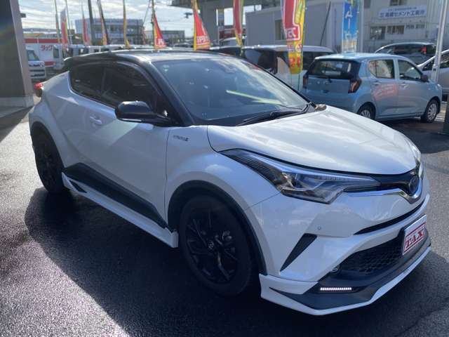 各種オプションパーツや純正アクセサリーの取り付けも承っております！持ち込みパーツの取り付けも対応可能です。詳細はご相談ください！